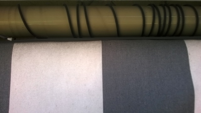 markies vastbinden alvorens het koord of touw vervangen / vernieuwen